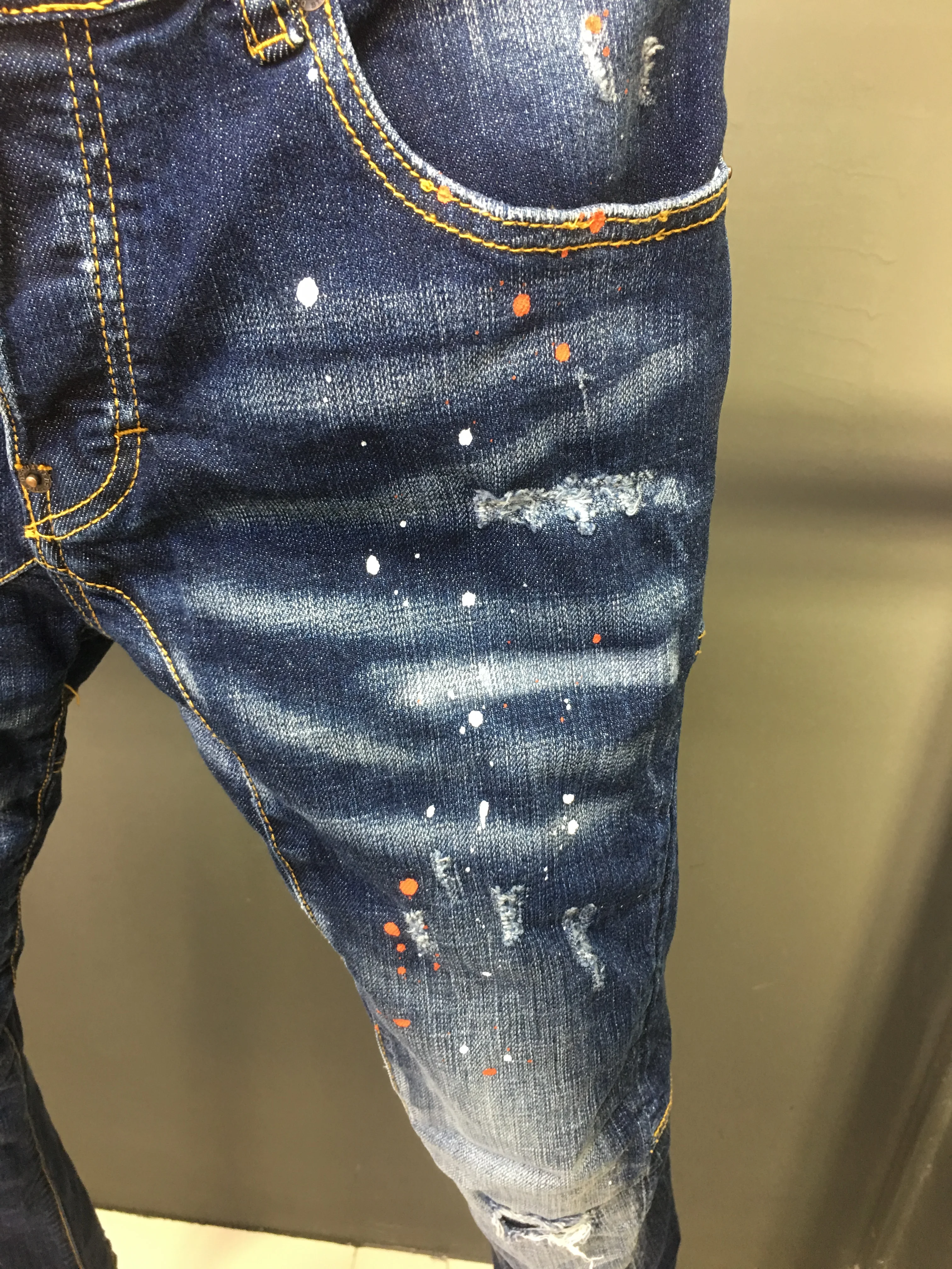 2023 Новые джинсы Dsq2, Модные Тонкие заплатки с дырками, разбивающиеся краской и чернилами, Винтажные джинсы с мелкими швами для мужчин, длинные брюки - 3