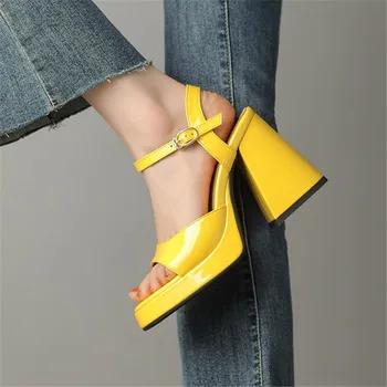 2023 Летняя новая женская обувь, Брендовая женская обувь на платформе, Модные удобные босоножки на толстой подошве, высокие квадратные каблуки, Большой размер 43